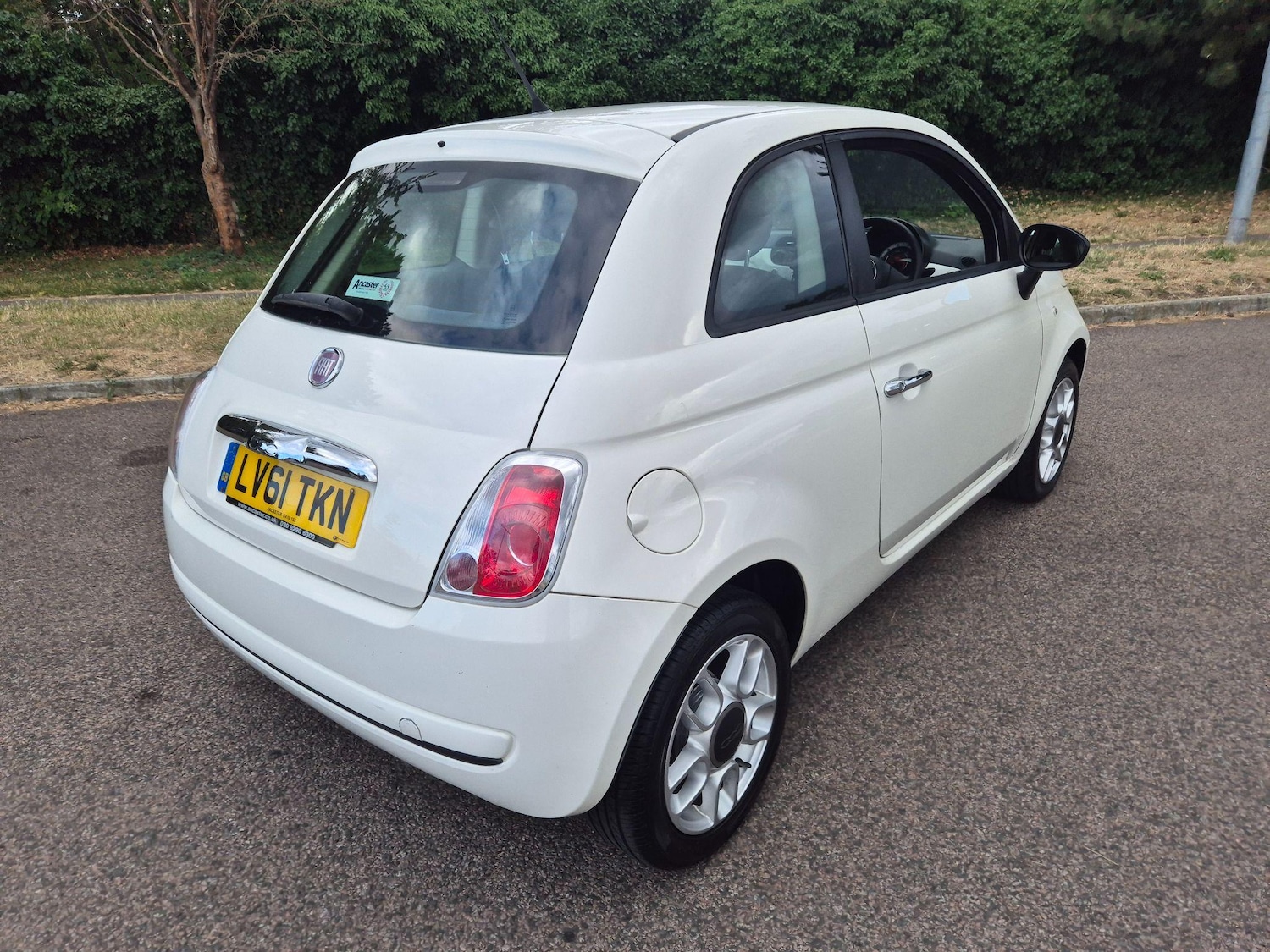 Vehicle 28