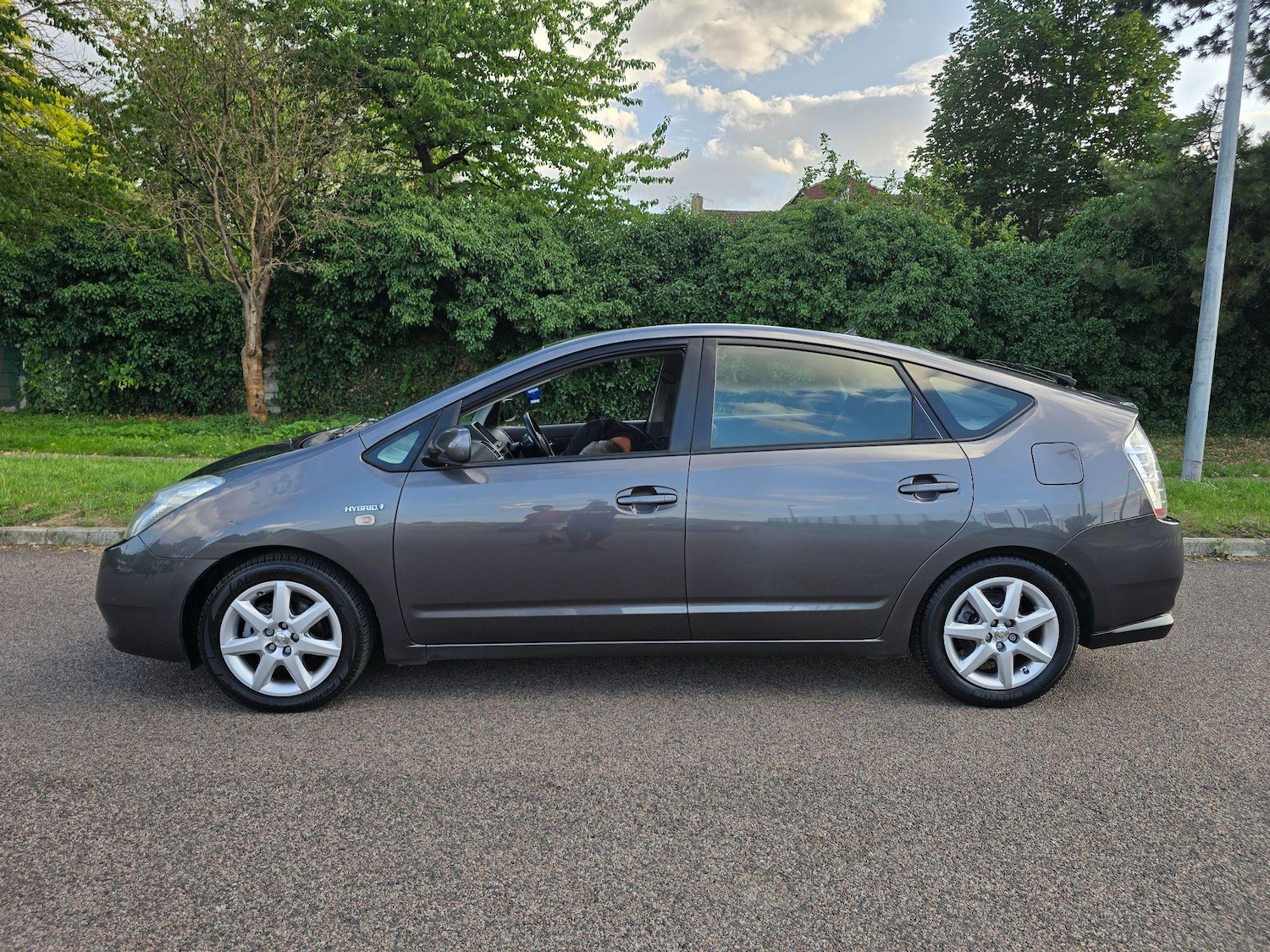 Vehicle 28