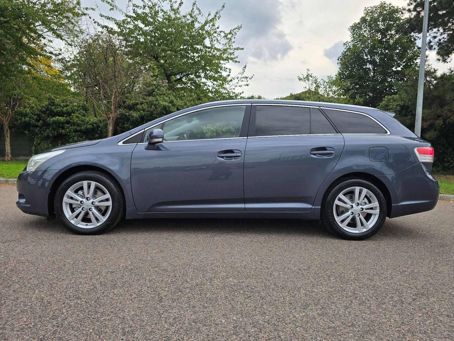 Used Toyota Avensis 2009 for sale - 76108417: Photo 26