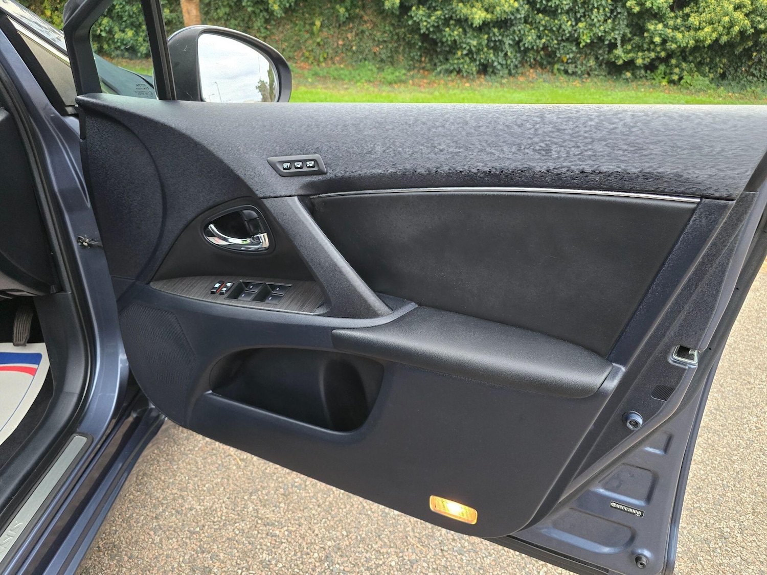 Used Toyota Avensis 2009 for sale - 76108417: Photo 57