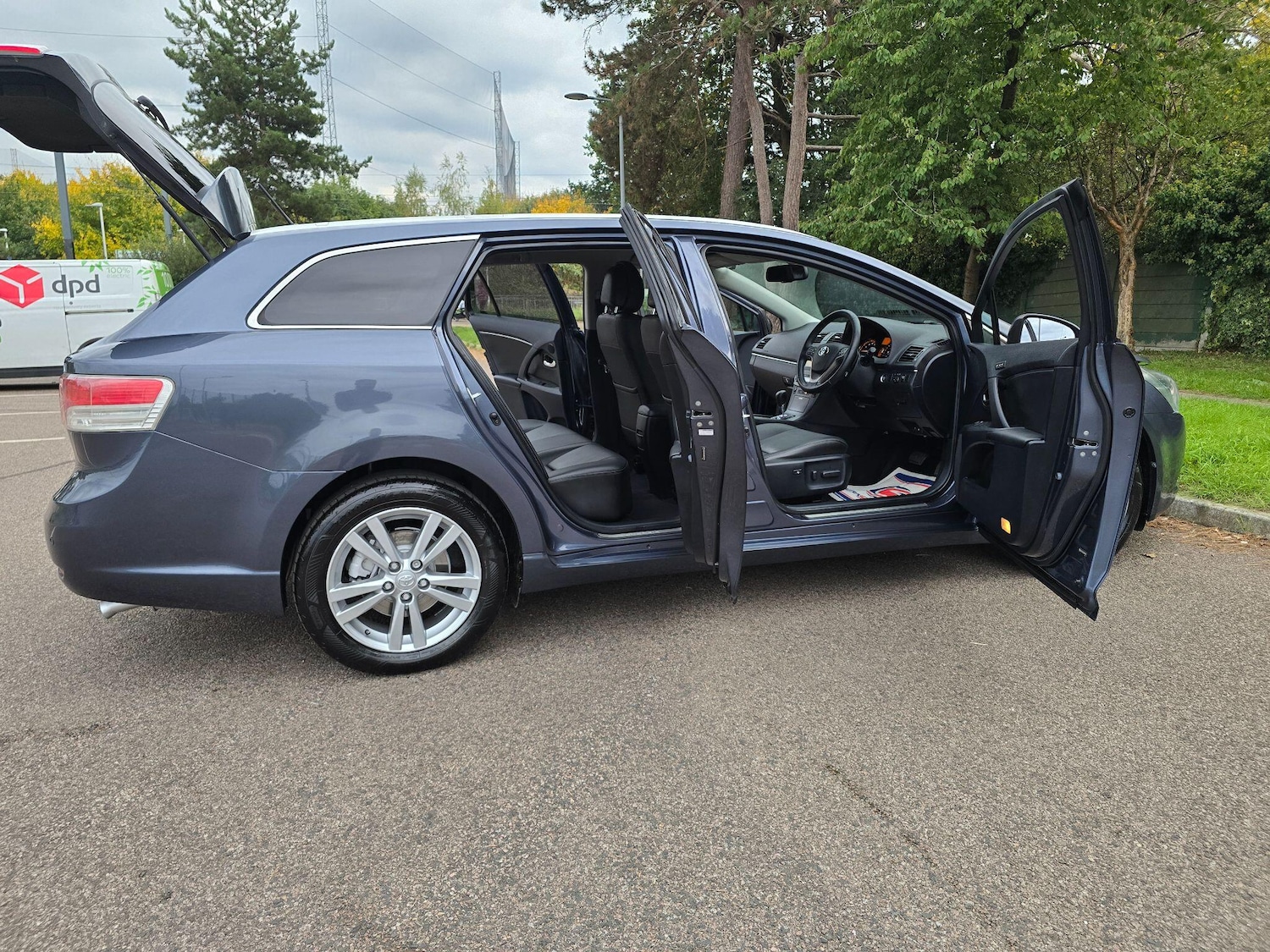 Used Toyota Avensis 2009 for sale - 76108417: Photo 62