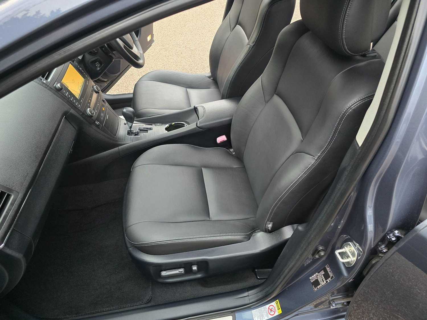 Used Toyota Avensis 2009 for sale - 76108417: Photo 77