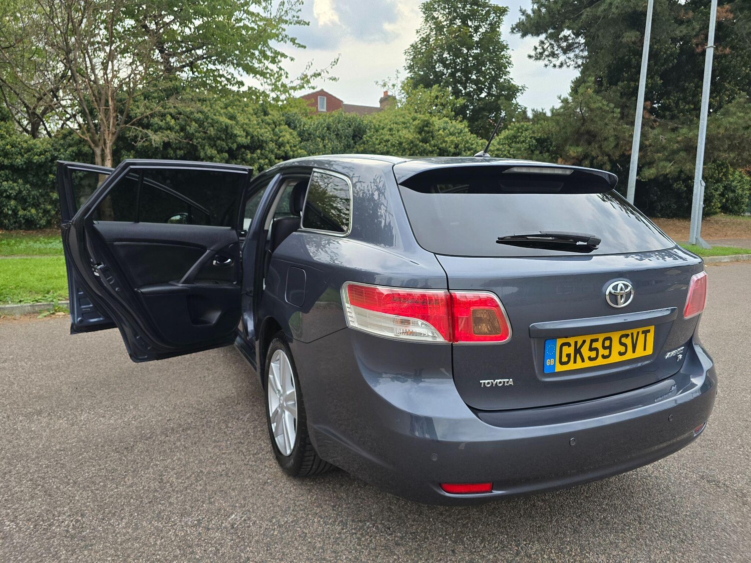Used Toyota Avensis 2009 for sale - 76108417: Photo 89