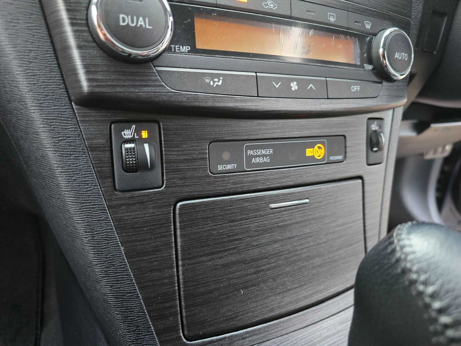Used Toyota Avensis 2009 for sale - 76108417: Photo 94