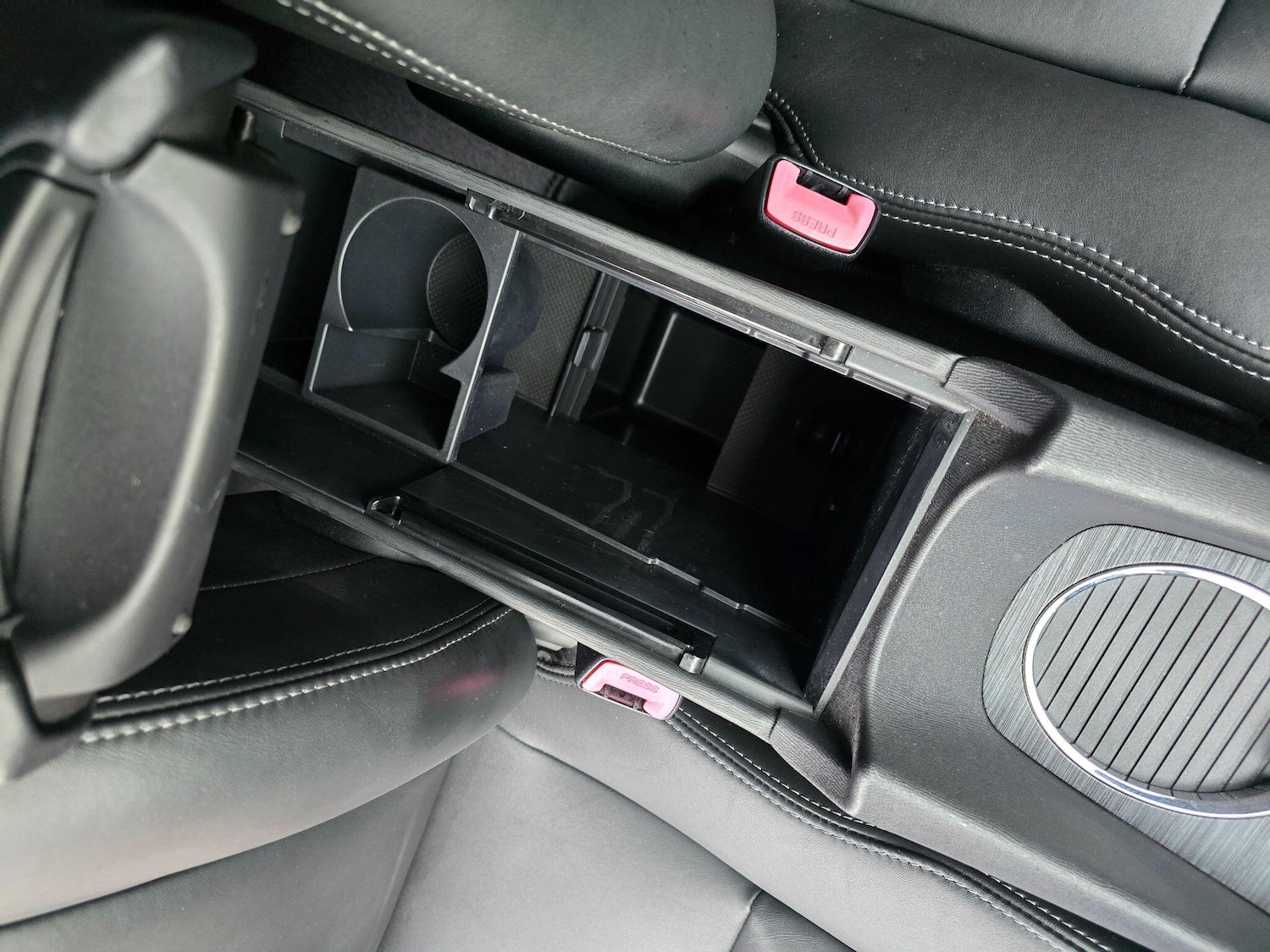 Used Toyota Avensis 2009 for sale - 76108417: Photo 98