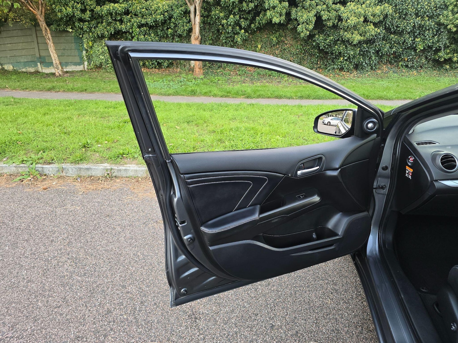 Used Honda Civic 2016 for sale - 76059204: Photo 51