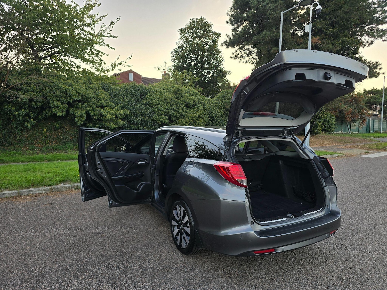 Used Honda Civic 2016 for sale - 76059204: Photo 80