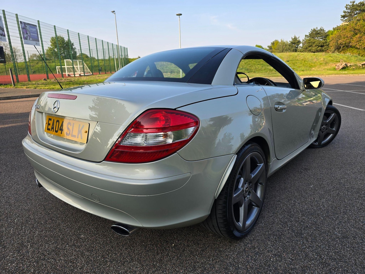 Used Mercedes-Benz SLK 2004 for sale - 76585083: Photo 10