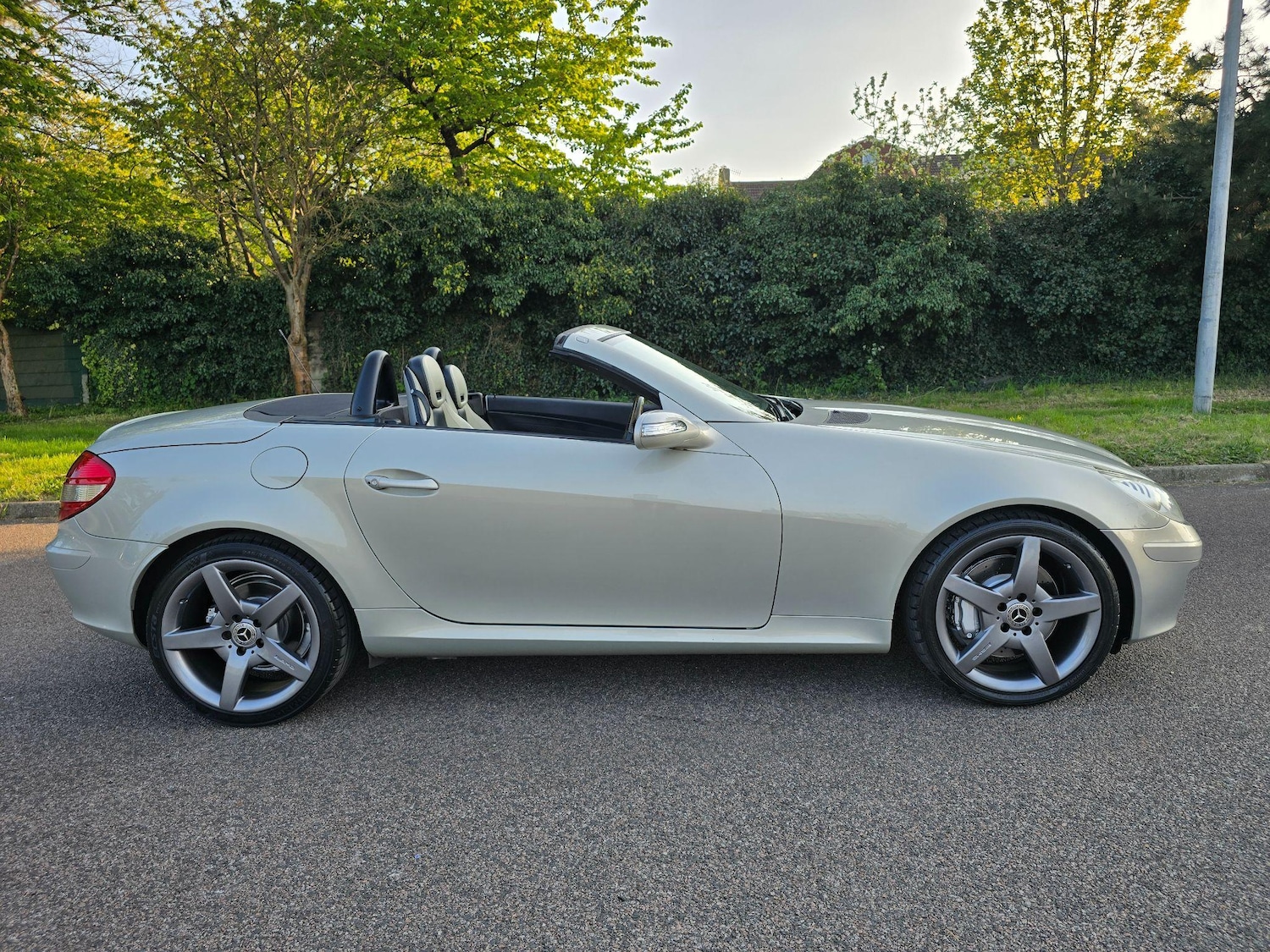 Used Mercedes-Benz SLK 2004 for sale - 76585083: Photo 35