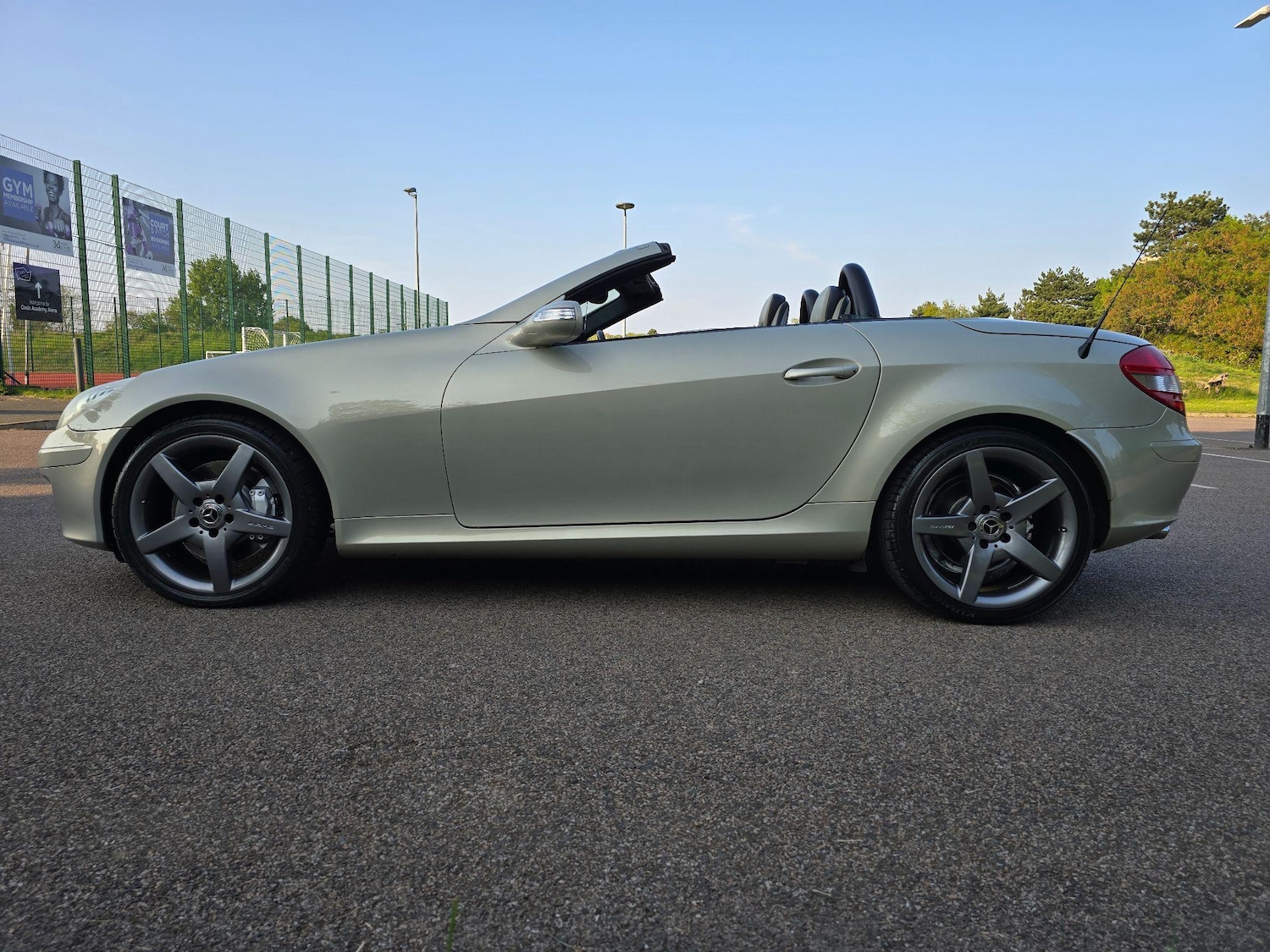 Used Mercedes-Benz SLK 2004 for sale - 76585083: Photo 45