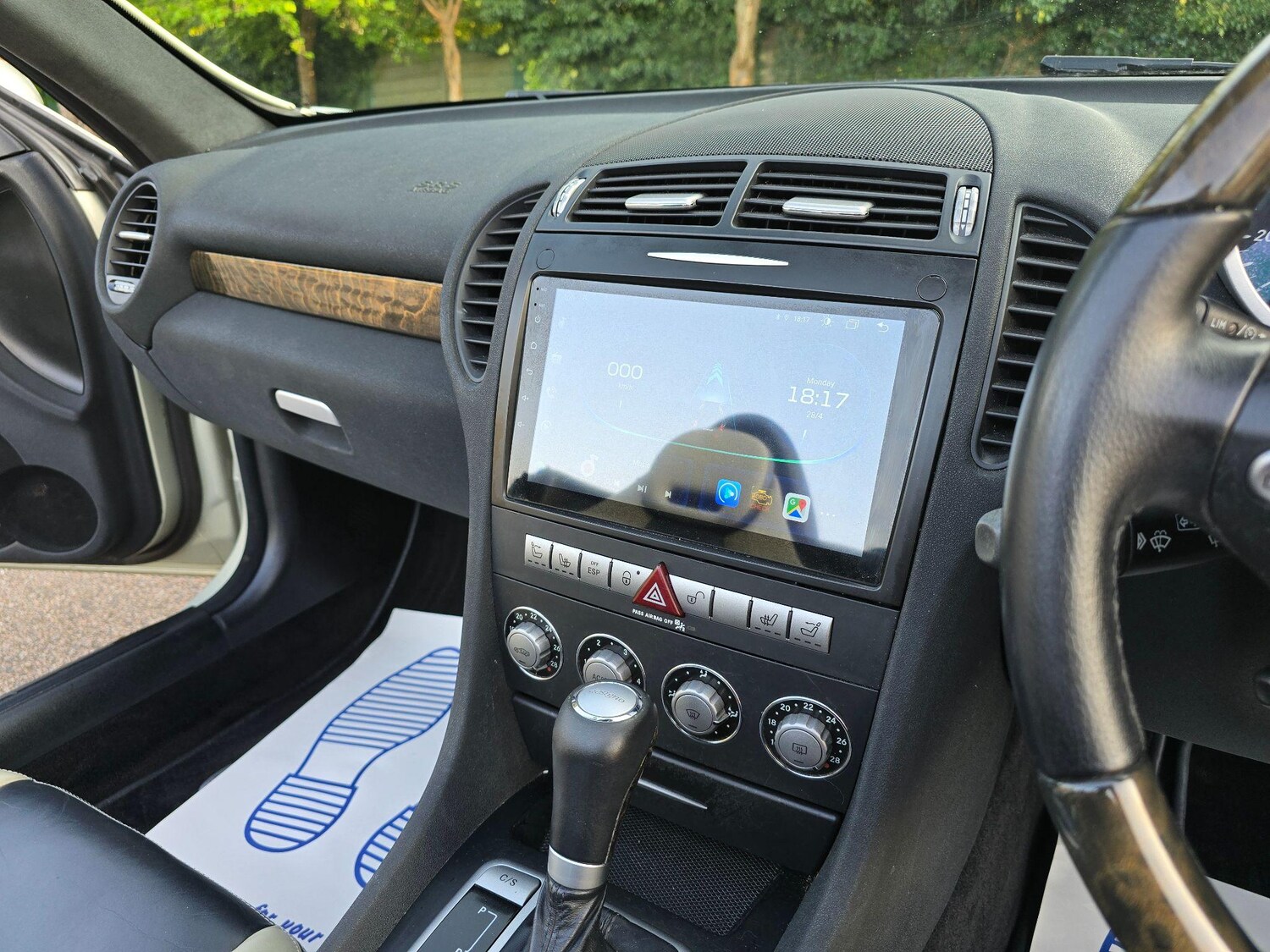 Used Mercedes-Benz SLK 2004 for sale - 76585083: Photo 78