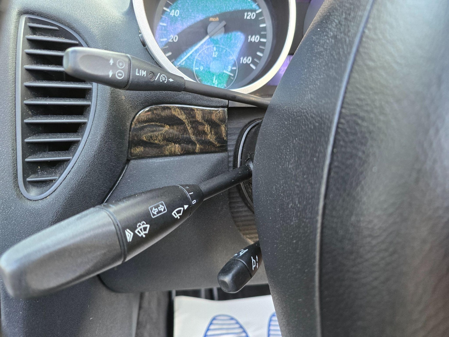 Used Mercedes-Benz SLK 2004 for sale - 76585083: Photo 88