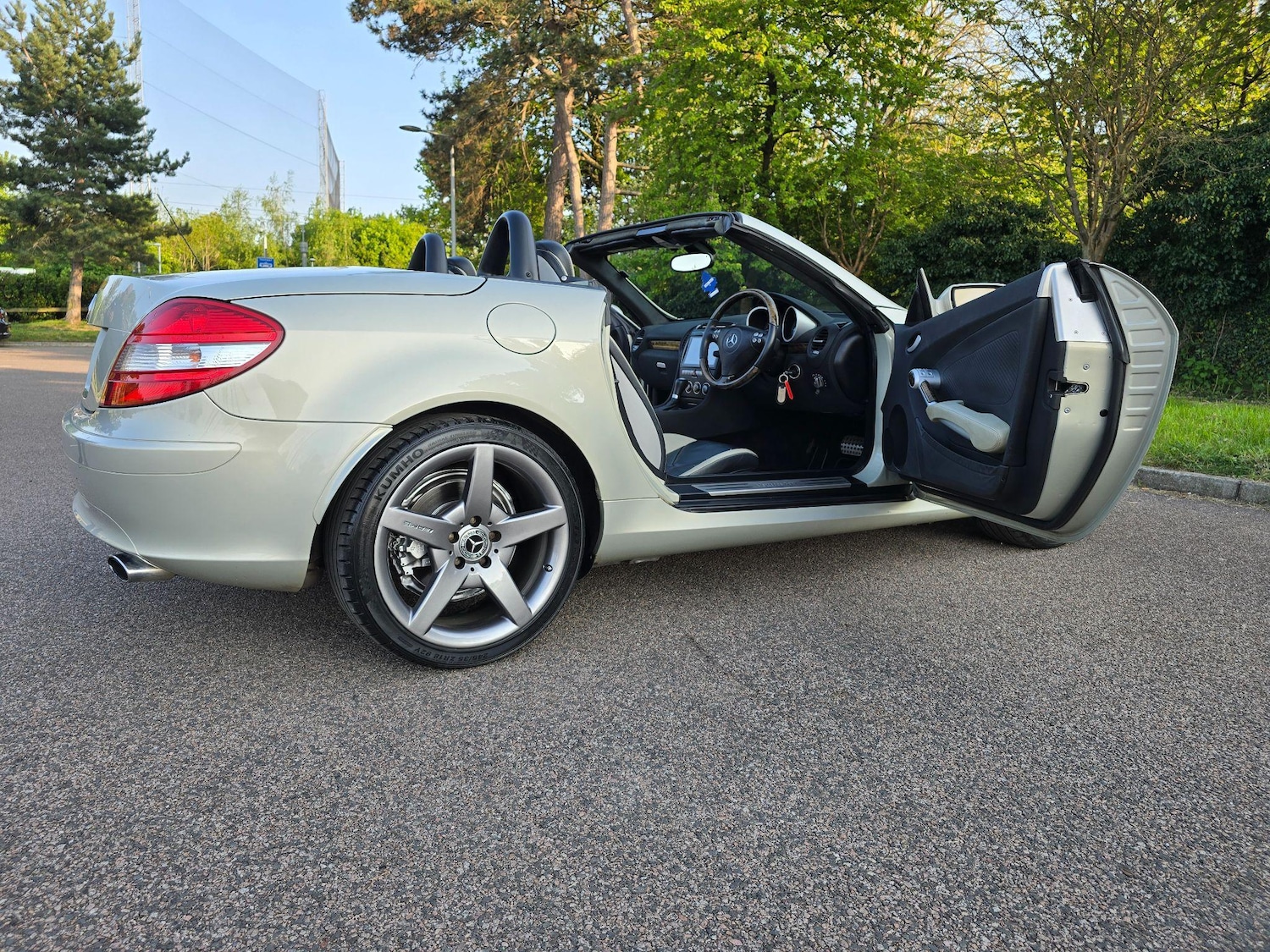 Used Mercedes-Benz SLK 2004 for sale - 76585083: Photo 95