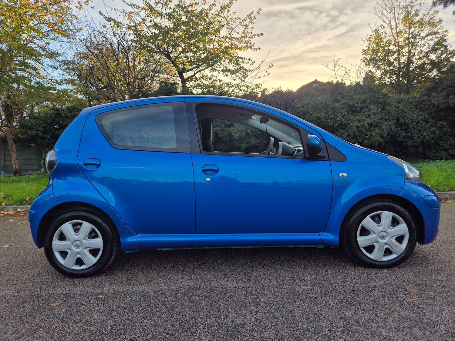 Used Toyota AYGO 2010 for sale - 76584321: Photo 16