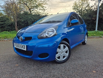 Used Toyota AYGO 2010 for sale - 76584321: Photo
