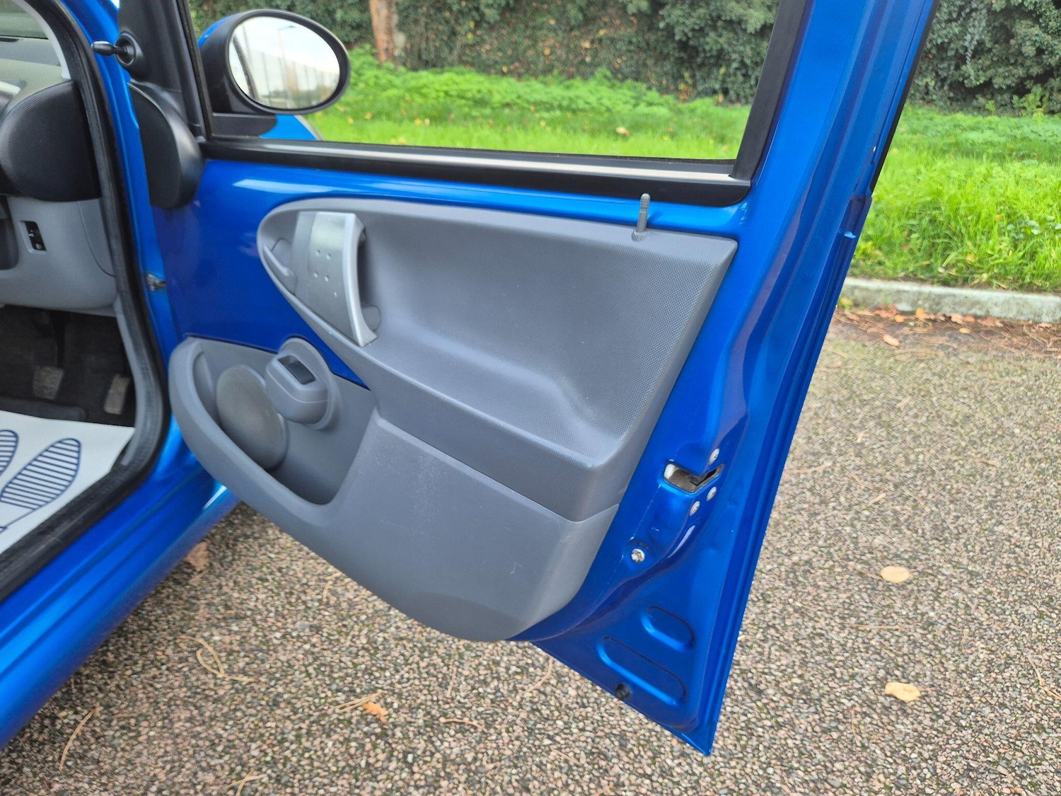 Used Toyota AYGO 2010 for sale - 76584321: Photo 38