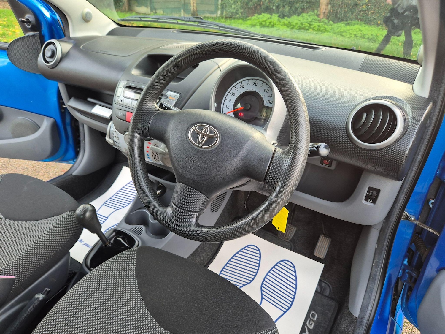 Used Toyota AYGO 2010 for sale - 76584321: Photo 40