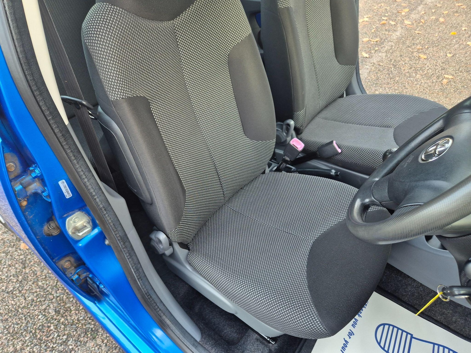 Used Toyota AYGO 2010 for sale - 76584321: Photo 46