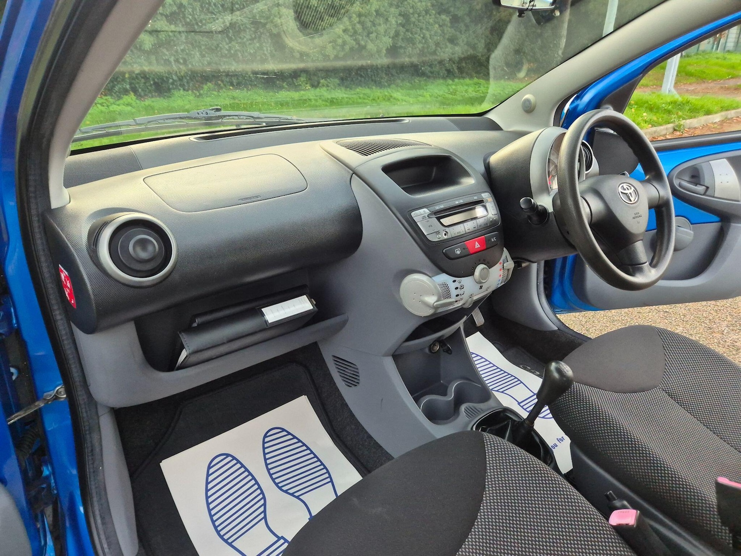 Used Toyota AYGO 2010 for sale - 76584321: Photo 50