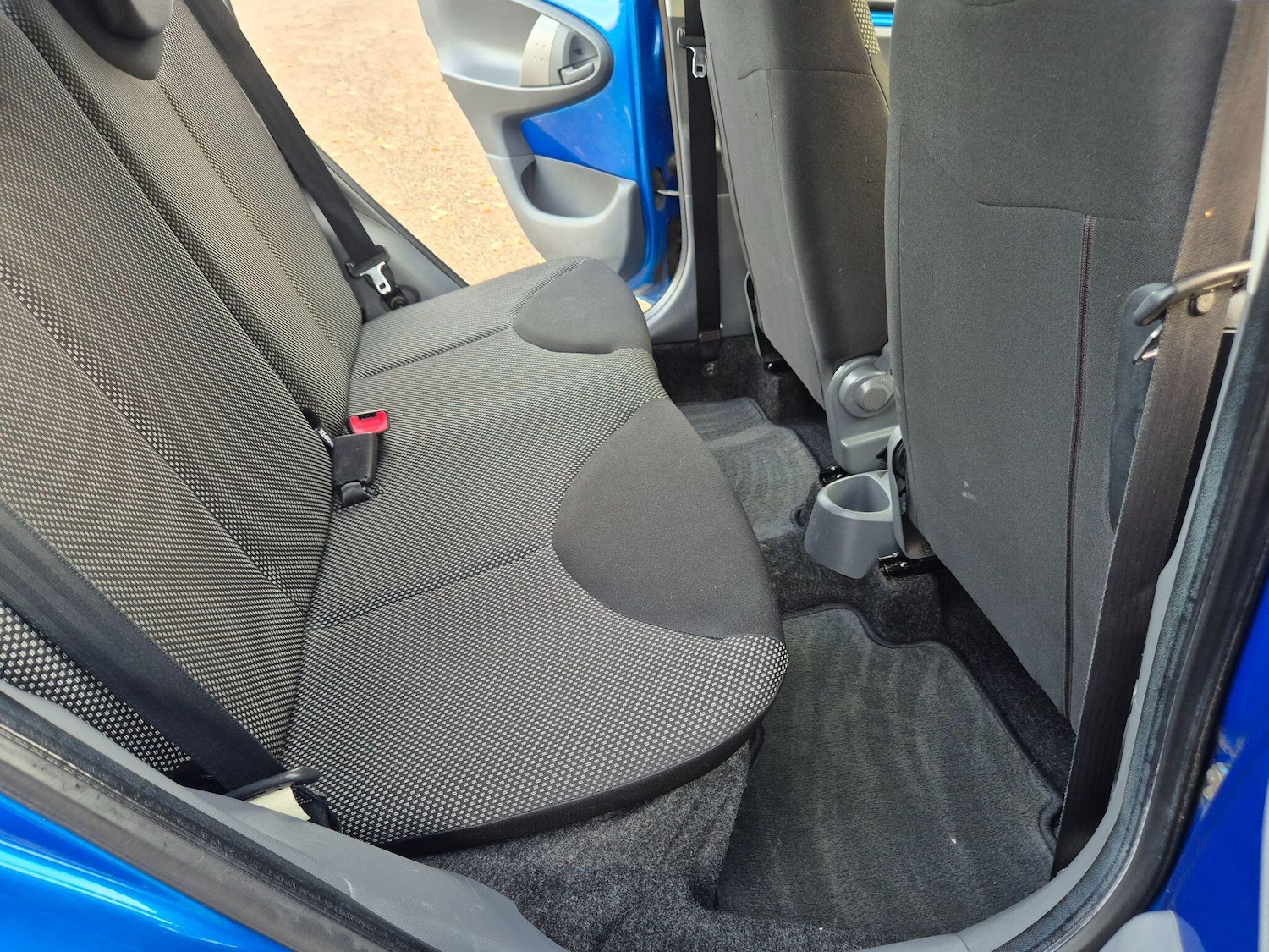 Used Toyota AYGO 2010 for sale - 76584321: Photo 59