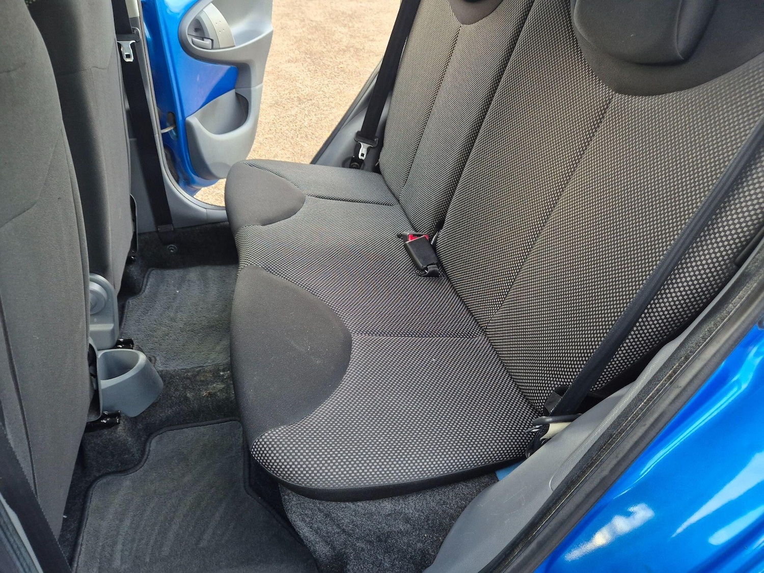 Used Toyota AYGO 2010 for sale - 76584321: Photo 68