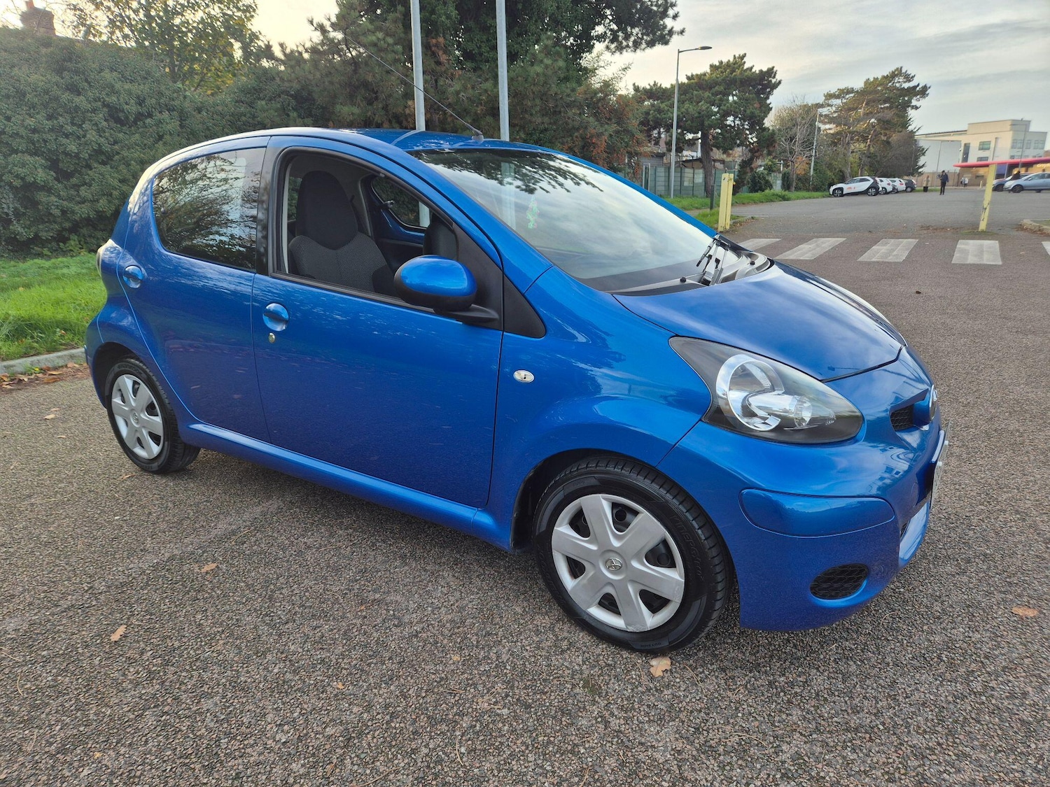 Used Toyota AYGO 2010 for sale - 76584321: Photo 9