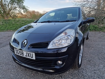 Used Renault Clio 2008 for sale - 76060235: Photo
