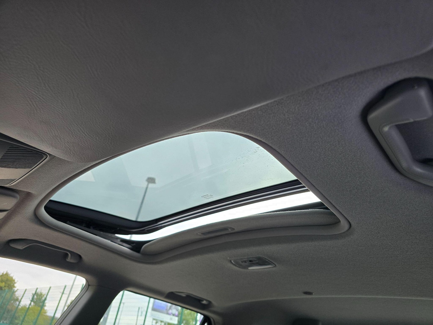 Used Honda CR-V 2006 for sale - 76083637: Photo 89