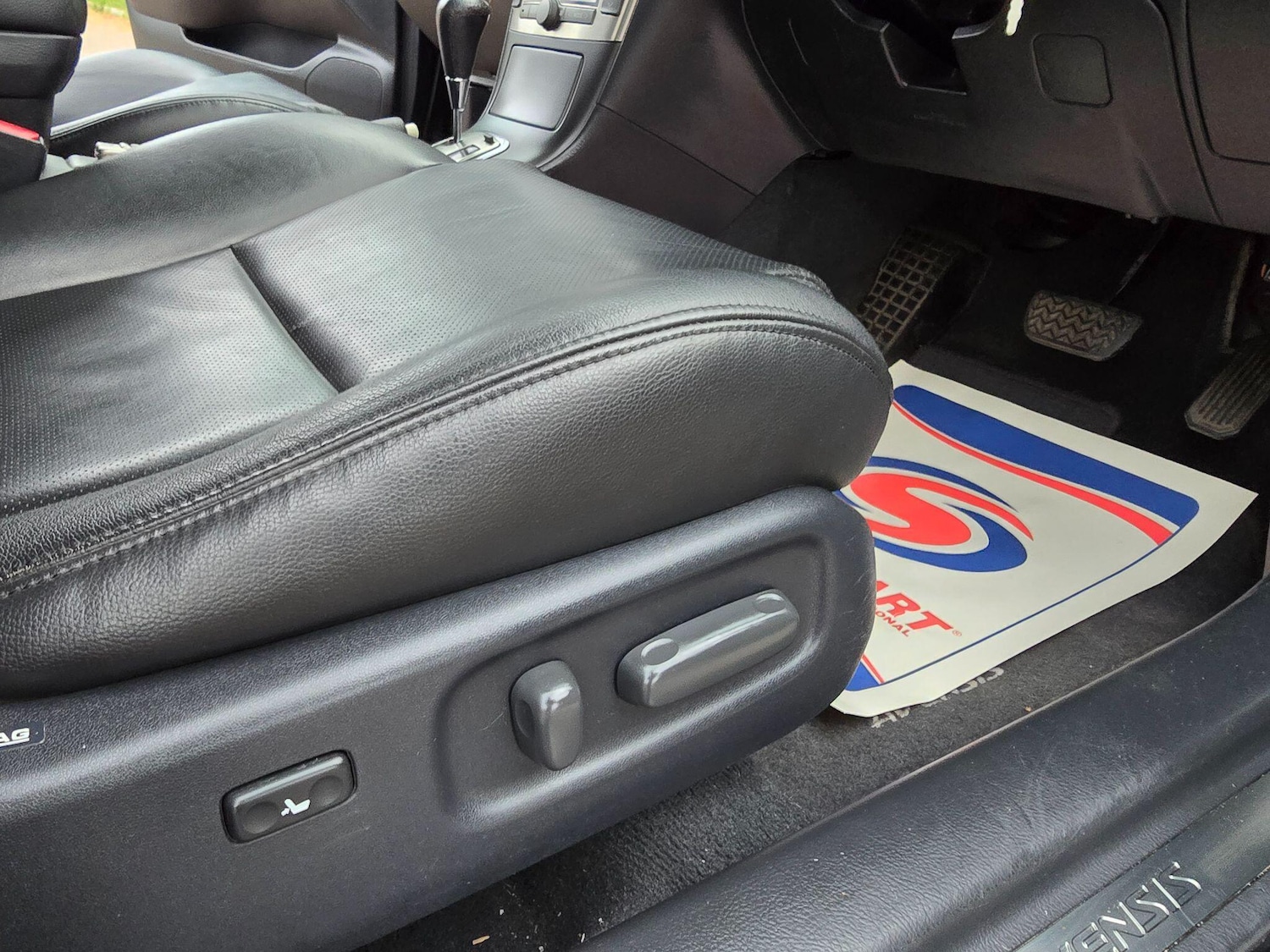 Used Toyota Avensis 2005 for sale - 76122663: Photo 51