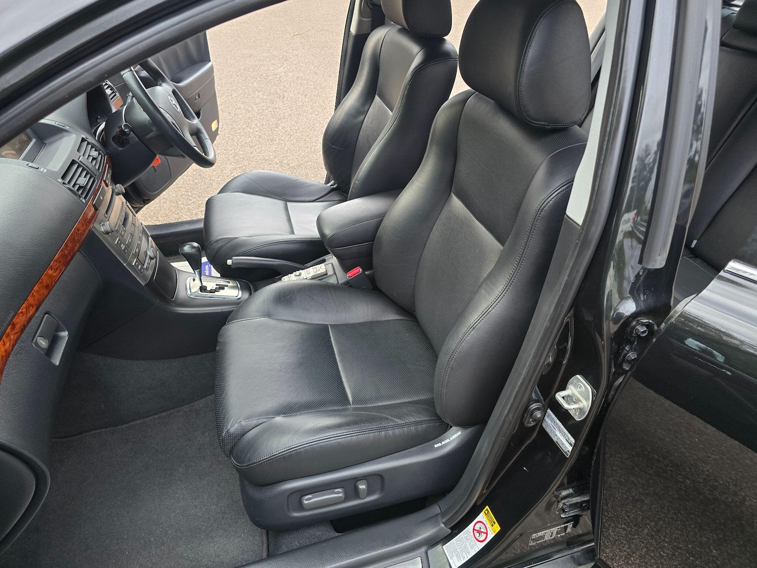 Used Toyota Avensis 2005 for sale - 76122663: Photo 60