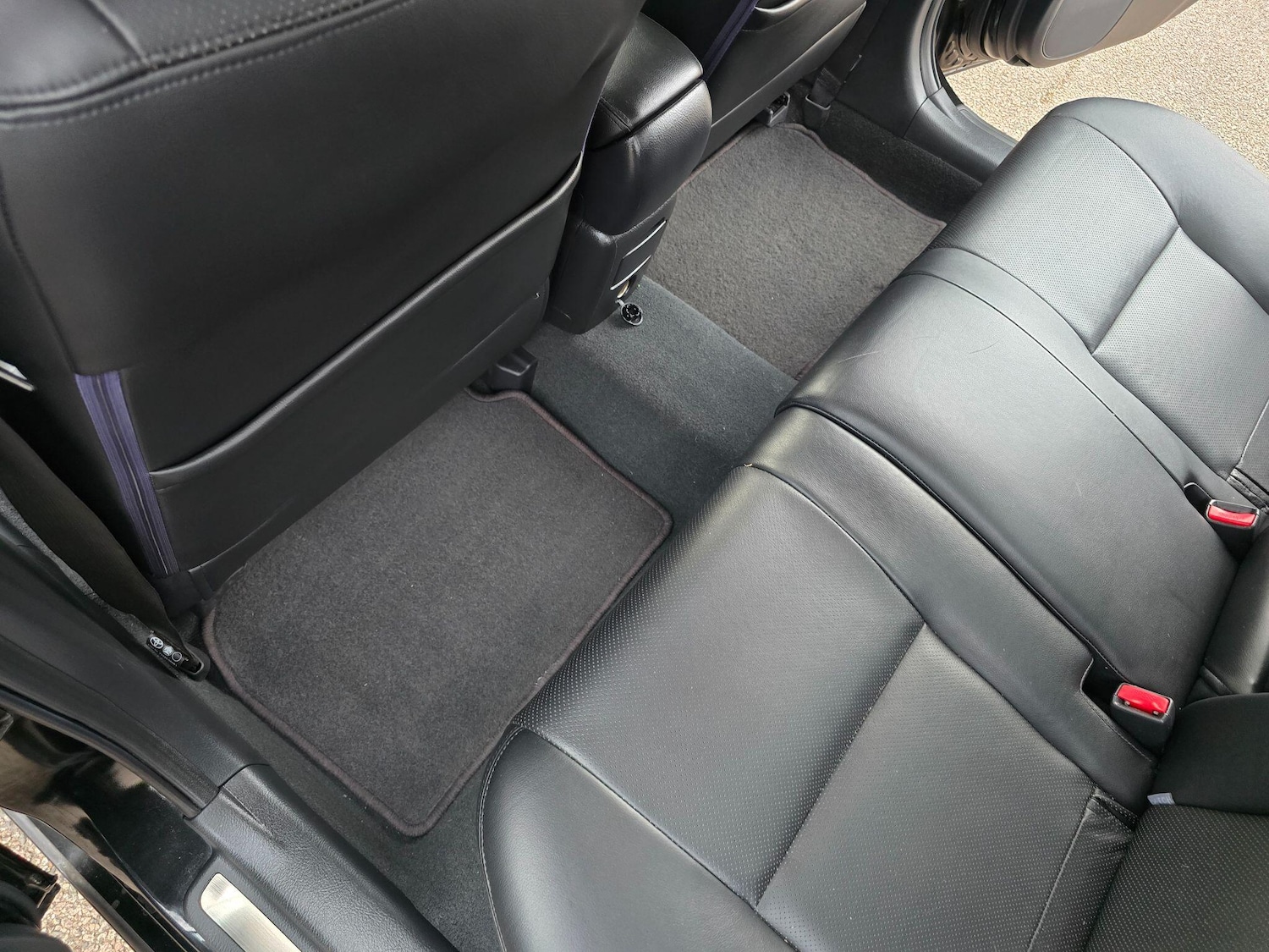 Used Toyota Avensis 2005 for sale - 76122663: Photo 74