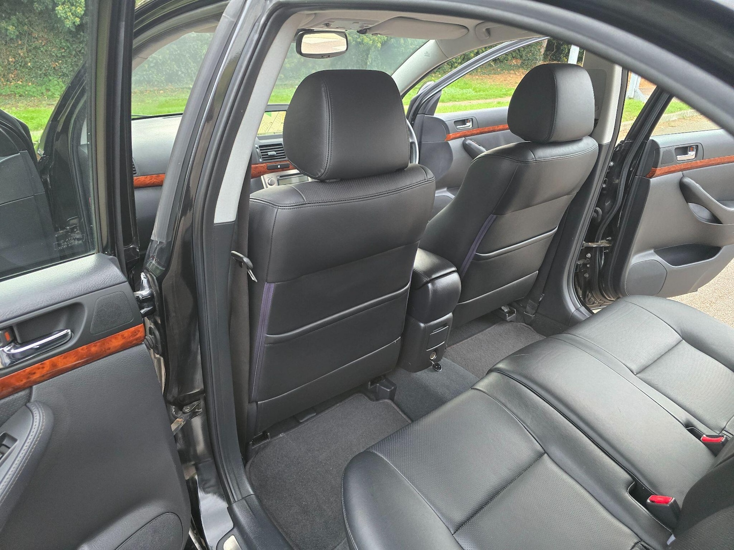Used Toyota Avensis 2005 for sale - 76122663: Photo 75