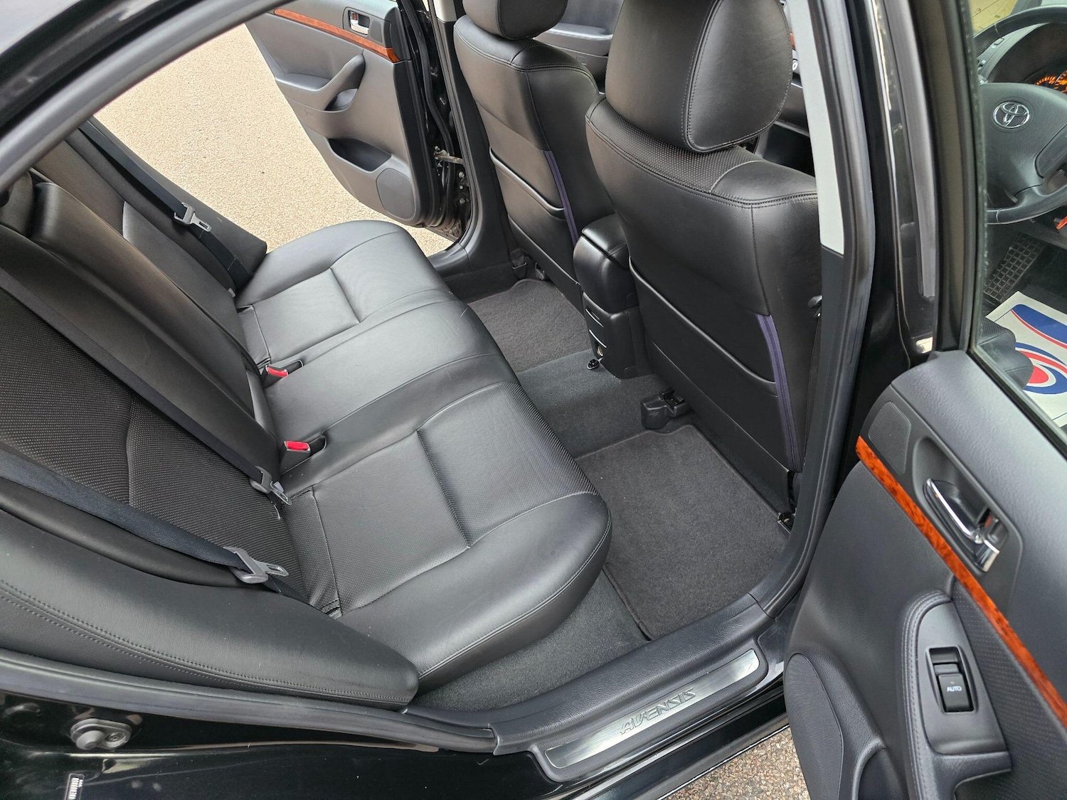 Used Toyota Avensis 2005 for sale - 76122663: Photo 79