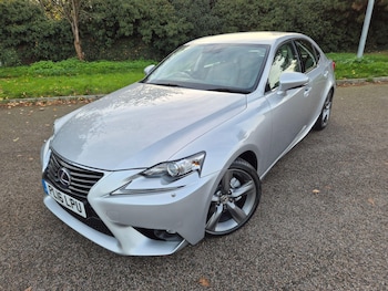 2016 (16) - 300h Premier 4dr CVT Auto