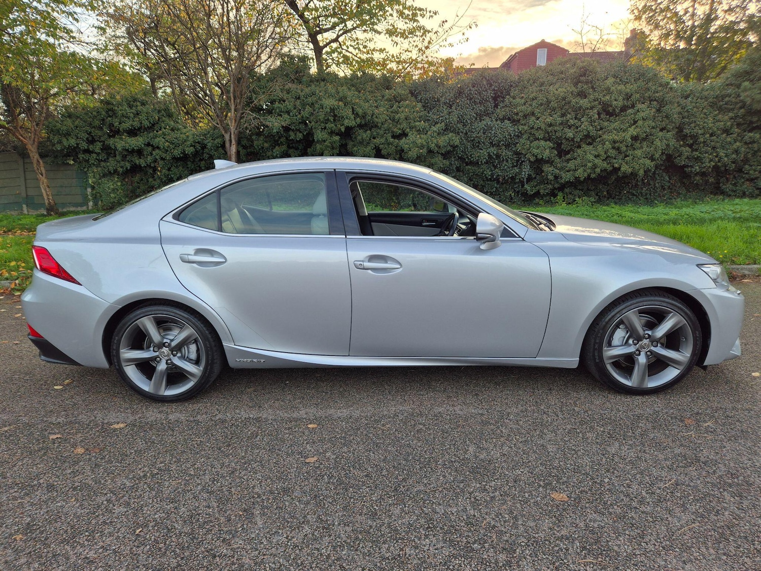 Used Lexus IS 2016 for sale - 76584521: Photo 25