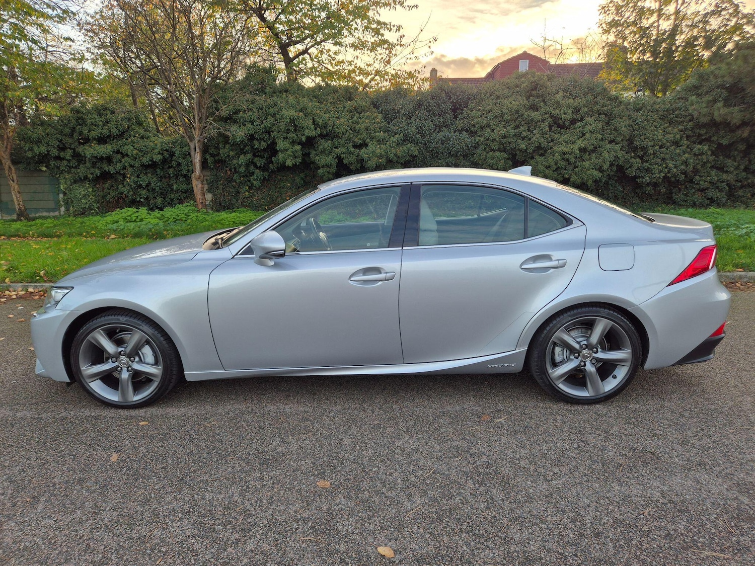 Used Lexus IS 2016 for sale - 76584521: Photo 27