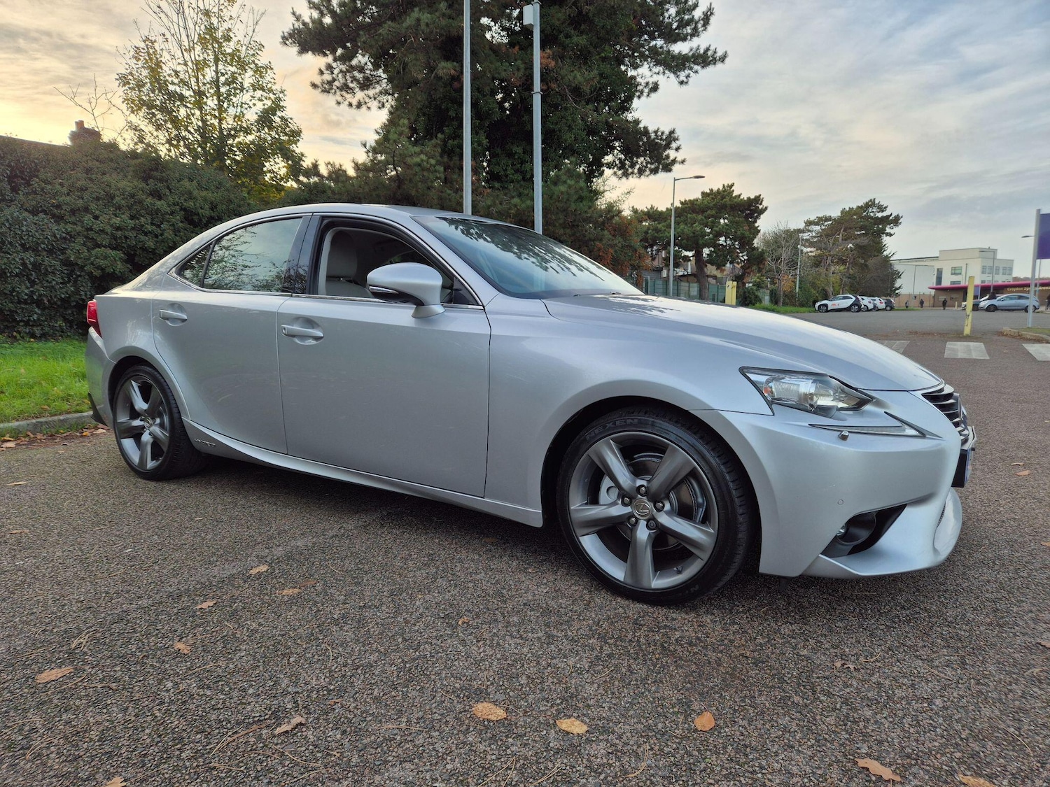 Used Lexus IS 2016 for sale - 76584521: Photo 6