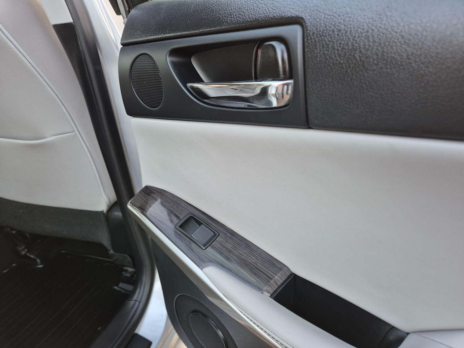 Used Lexus IS 2016 for sale - 76584521: Photo 74