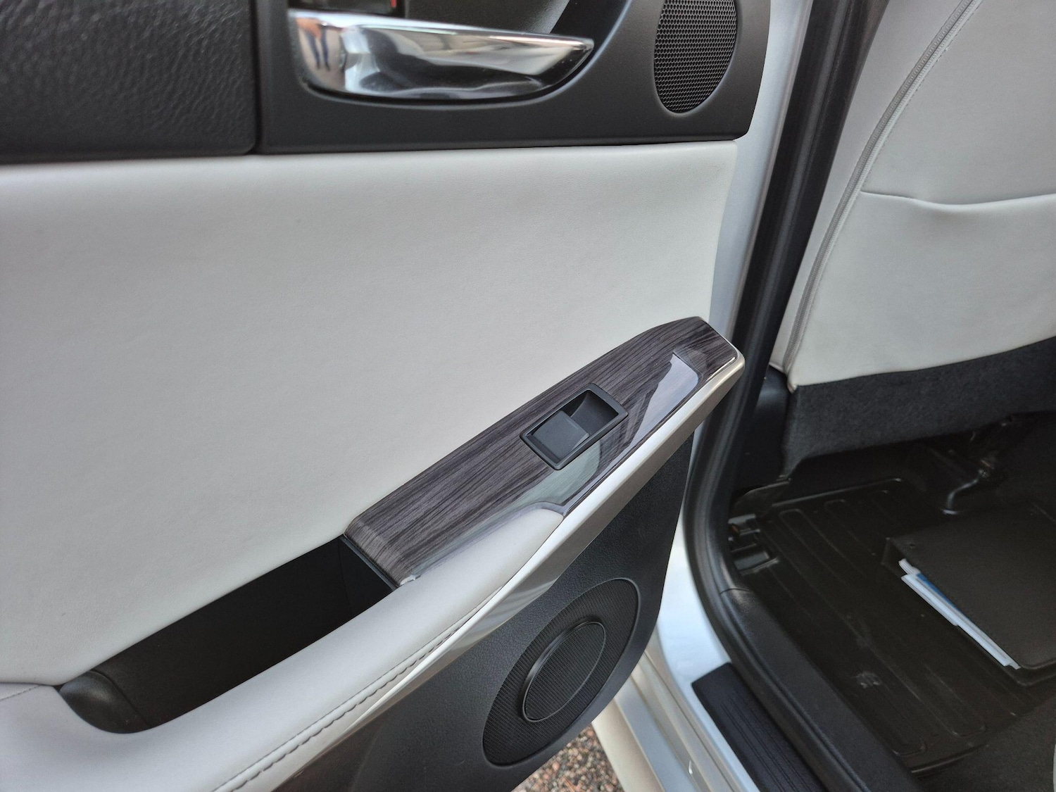 Used Lexus IS 2016 for sale - 76584521: Photo 80