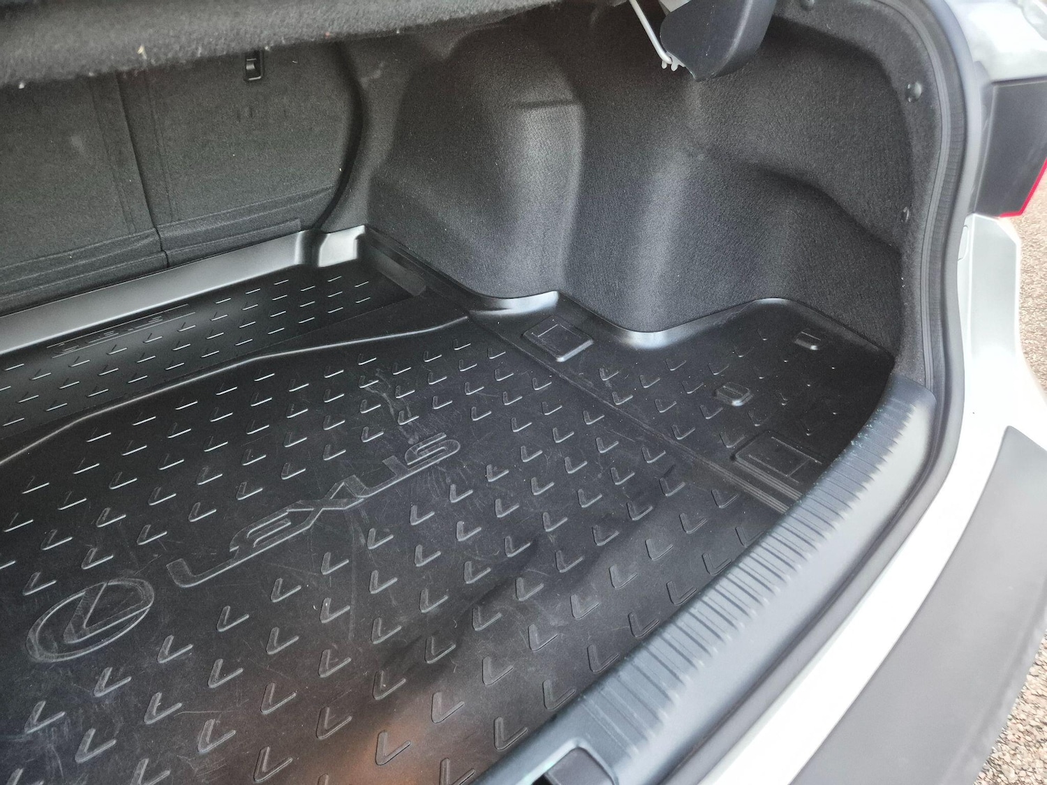 Used Lexus IS 2016 for sale - 76584521: Photo 91