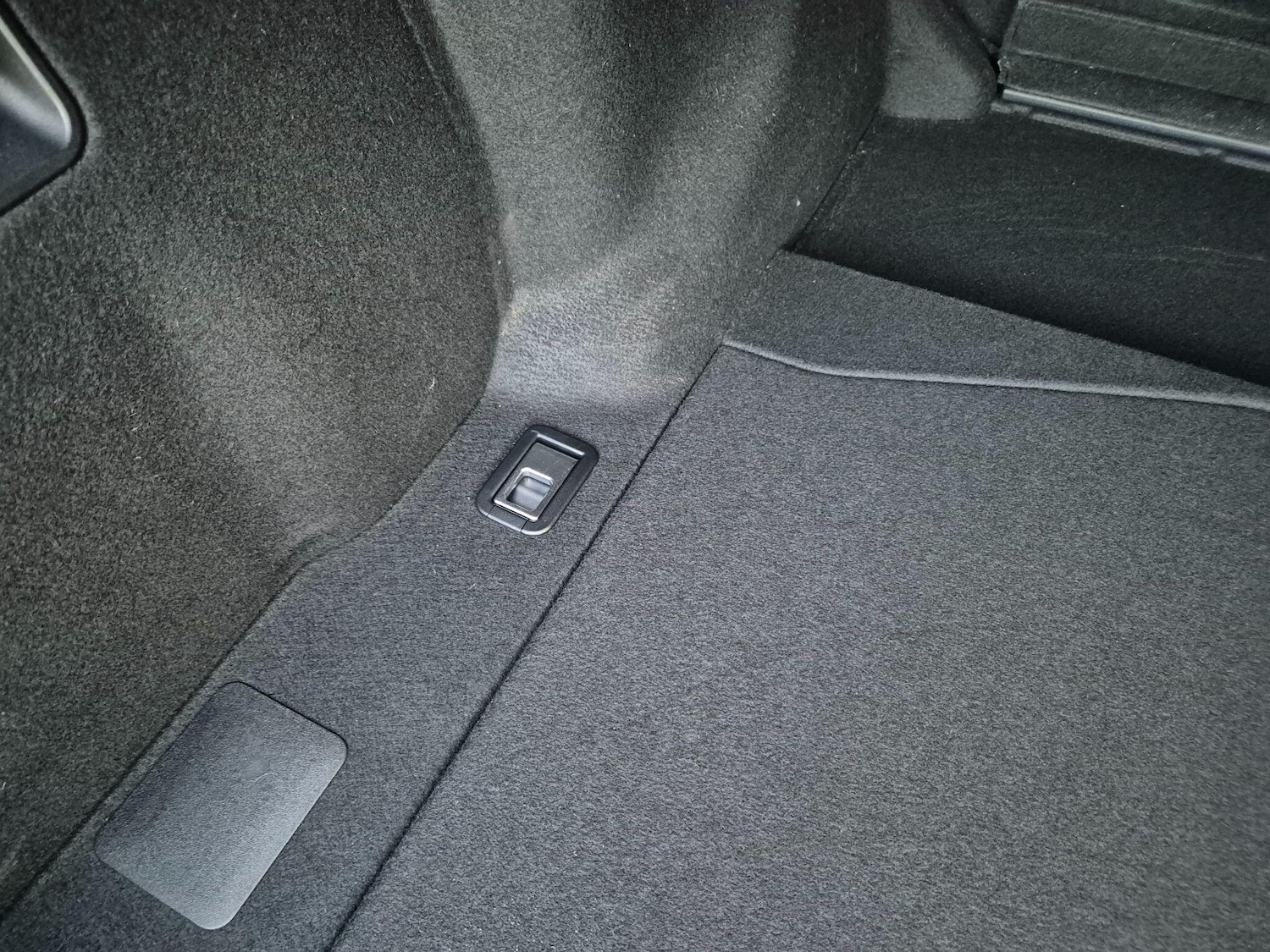 Used Lexus IS 2016 for sale - 76584521: Photo 95