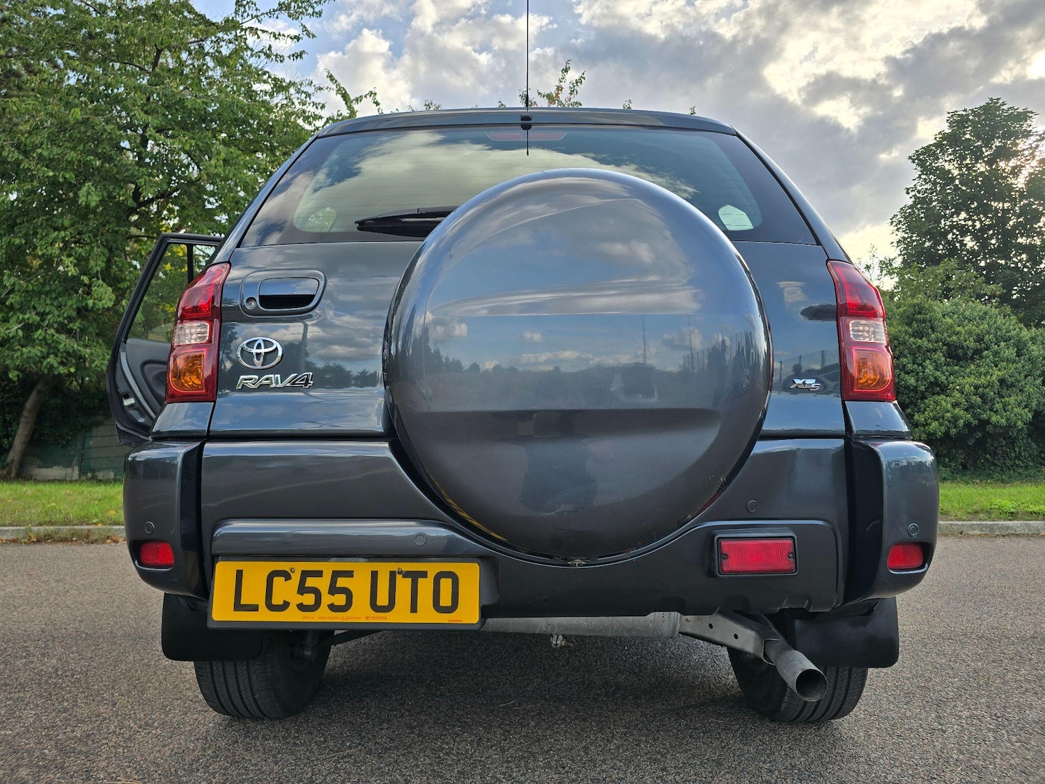 Vehicle 100