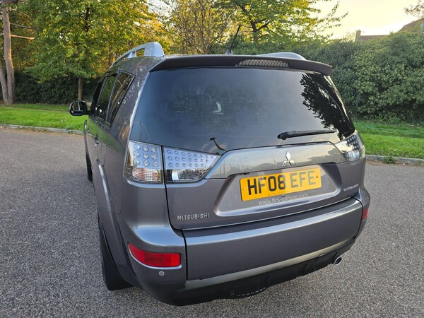 Used Mitsubishi Outlander 2008 for sale - 76247671: Photo 31