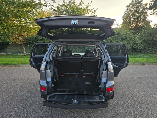 Used Mitsubishi Outlander 2008 for sale - 76247671: Photo 45
