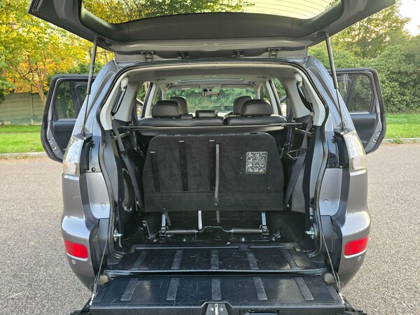 Used Mitsubishi Outlander 2008 for sale - 76247671: Photo 49