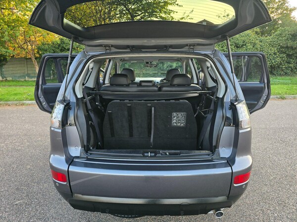 Used Mitsubishi Outlander 2008 for sale - 76247671: Photo 50