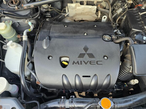 Used Mitsubishi Outlander 2008 for sale - 76247671: Photo 53