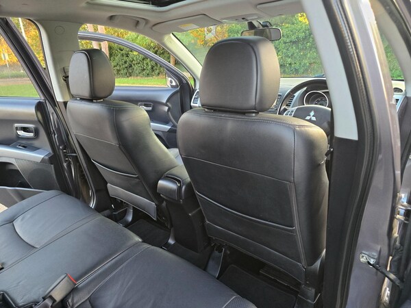 Used Mitsubishi Outlander 2008 for sale - 76247671: Photo 70