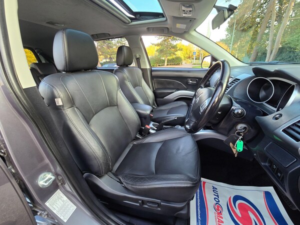Used Mitsubishi Outlander 2008 for sale - 76247671: Photo 95