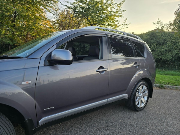 Used Mitsubishi Outlander 2008 for sale - 76247671: Photo 9